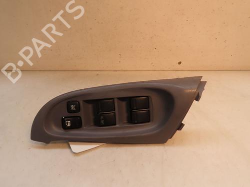 Venstre Foran elrute bryter NISSAN ALMERA II Hatchback (N16) 1.5 (98 hp) 17136160