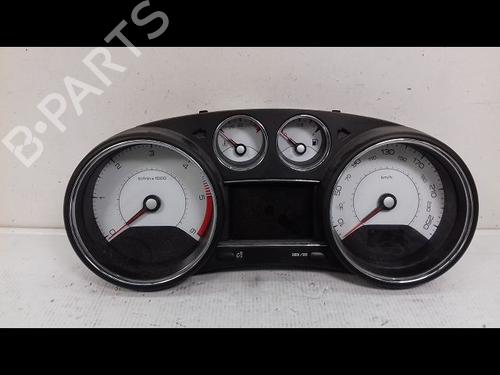 Used Instrument cluster PEUGEOT 308 I (4A_, 4C_) 1.6 HDi (112 hp) 8999639