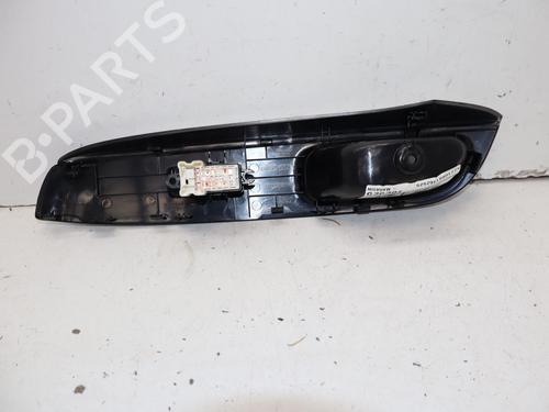 Switch NISSAN NOTE (E12) 1.2 | BP39219592I30 - Image 2