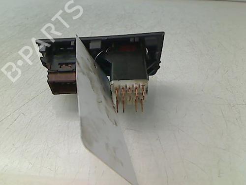 Used Warning switch RENAULT LAGUNA I (B56_, 556_) [1993-2002]  23150990