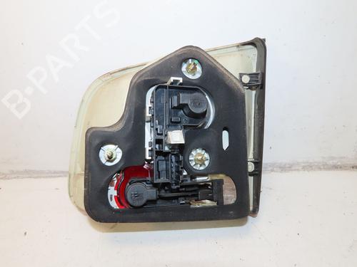 Achterlicht kofferdeksel achterklep links VW TOUAREG (7LA, 7L6, 7L7) 3.0 V6 TDI (225 hp) 30486730