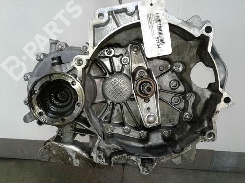 Used Gearbox VW POLO (9N_, 9A_) 1.2 (60 hp) 8979526