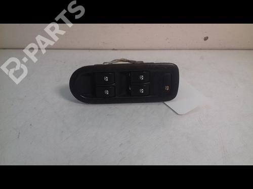 Used Left front window switch Left front window switch RENAULT SCÉNIC II (JM0/1_) 1.9 dCi (125 hp) 9872988 9872988