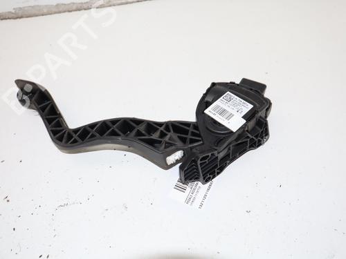 Used Pedal Pedal 39217900 39217900