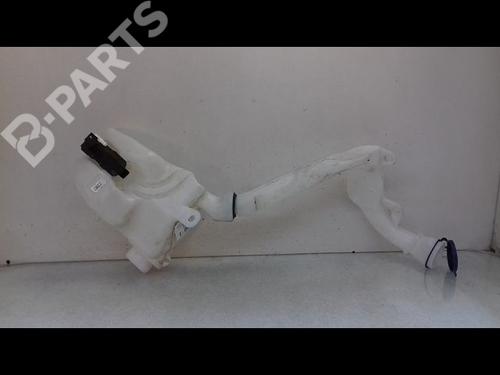 Used Windscreen washer tank Windscreen washer tank CITROËN C3 / C3 ORIGIN III (SX) 1.2 VTi 82 (82 hp) 8988717 8988717