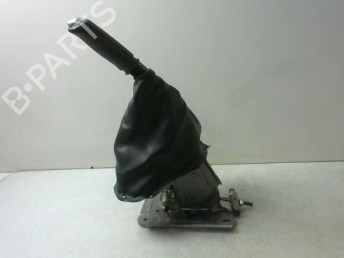 hand-brake-renault-megane-iii-hatchback-bz01_-b3_-15-dci-360103853r-2008-9750534 main image
