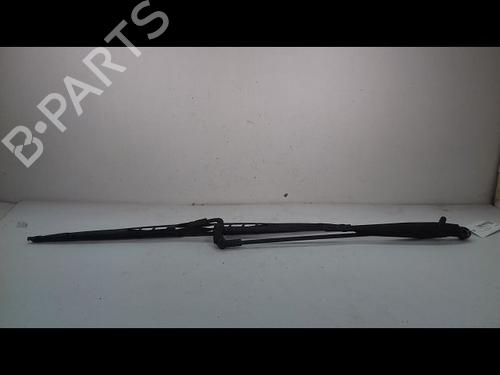 Used Front windshield wiper arm TOYOTA AYGO (_B1_) 1.0 (KGB10_, KGB10R) (68 hp) 23065407