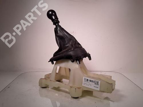 Gear lever MITSUBISHI OUTLANDER II (CW_W) 2.0 DI-D (CW8W) | BP8996184M90 
