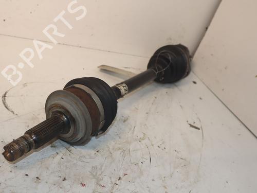 Used Left front driveshaft Left front driveshaft TOYOTA YARIS (_P13_) 1.5 Hybrid (NHP130_) (101 hp) 33947171 33947171