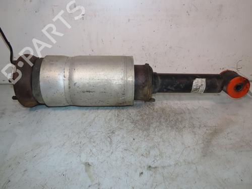 Right front shock absorber LAND ROVER DISCOVERY III (L319) 2.7 TD 4x4 | BP20977172M17 