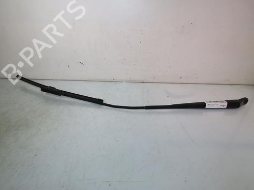 Front windshield wiper arm RENAULT CLIO III (BR0/1, CR0/1) 1.2 16V (BR02, BR0J, BR11, CR02, CR0J, CR11) | BP23065401C143