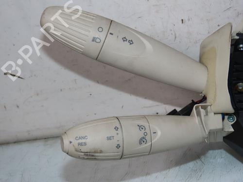 Used Steering column stalk FIAT 500 C (312_) 1.2 (312CXA1A, 312AXA1A) (69 hp) 26310898
