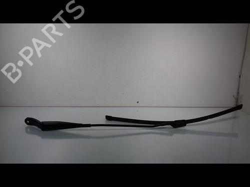 Used Front windshield wiper arm RENAULT ZOE (BFM_) ZOE (BFMC, BFMD) (136 hp) 14894613