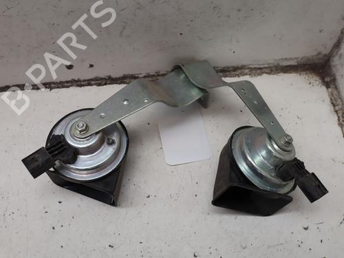 Used Horn Horn MERCEDES-BENZ GLA-CLASS (X156) GLA 200 (156.943) (156 hp) 35747979 35747979