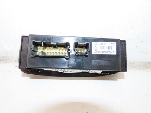 Left front window switch RENAULT KADJAR (HA_, HL_) 1.6 dCi 130 (HLA4) | BP28801061I27