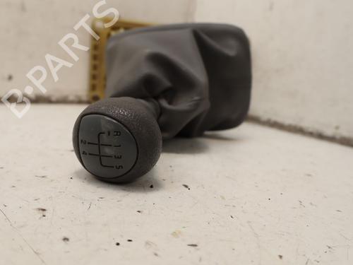 Used Gear lever RENAULT TWINGO I (C06_) 1.2 (C066, C068) (58 hp) 33058804