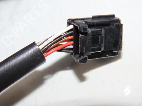 Used Right mirror Right mirror RENAULT CLIO IV (BH_) 0.9 TCe 90 (BHNF, BHMA, BHMH, BHJK, BHJR) (90 hp) 25982007 25982007