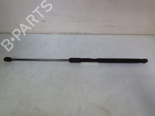 Vérin de coffre/hayon AUDI Q2 (GAB, GAG) 1.4 TFSI (150 hp) 30954162