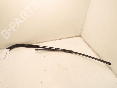 Used Front windshield wiper arm PEUGEOT 307 CC (3B) 2.0 HDi 135 (136 hp) 30979989