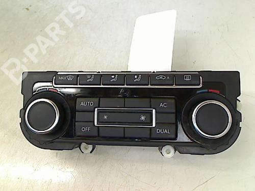 Used Climate control VW GOLF VI (5K1) 1.6 TDI (105 hp) 8975820