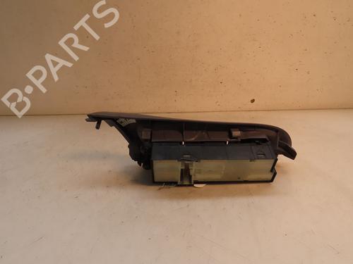 Used Left front window switch NISSAN ALMERA II Hatchback (N16) 1.5 (98 hp) 17136160