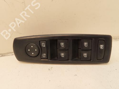 Used Left front window switch RENAULT MEGANE III Hatchback (BZ0/1_, B3_) 1.5 dCi (106 hp) 30953555