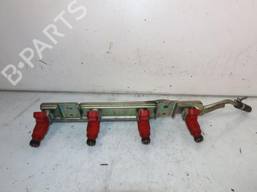 Injection rail NISSAN ALMERA II Hatchback (N16) 1.5 (98 hp) 17372040