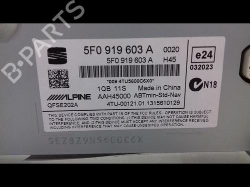 Radio SEAT LEON SC (5F5) 2.0 TDI | BP8980013E6