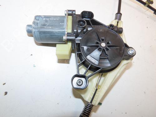 Rudehejsemekanisme ventre foran SEAT LEON (5F1) 1.5 TSI | BP29643927C22 