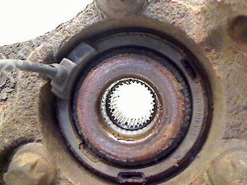 Used Left front steering knuckle OPEL ASTRA H (A04) 1.9 CDTI 16V (L48) (120 hp) 8978387