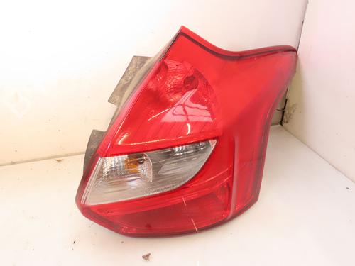 Used Right taillight FORD FOCUS III 1.0 EcoBoost (125 hp) 21088596
