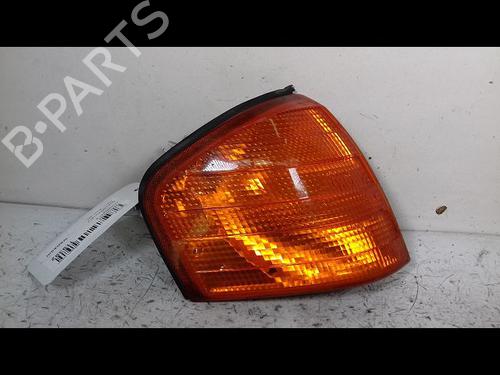 Right front indicator MERCEDES-BENZ C-CLASS (W202) C 180 (202.018) | BP8993520C33