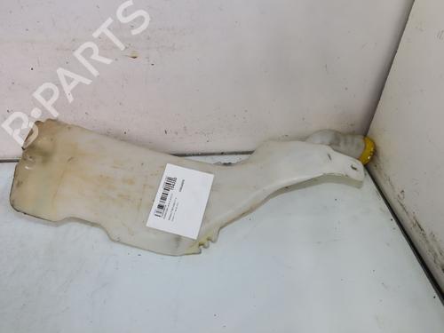 Used Windscreen washer tank RENAULT MEGANE IV Hatchback (B9A/M/N_) 1.6 dCi 165 (163 hp) 27471363