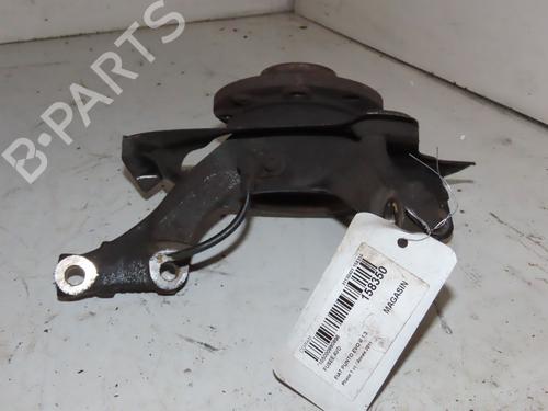Used Right front steering knuckle FIAT PUNTO (199_) 1.3 D Multijet (75 hp) 28309767