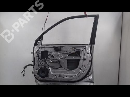 Right front door NISSAN X-TRAIL I (T30) 2.2 dCi 4x4 | BP9910241C3 