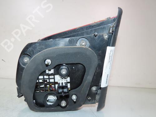 Used Left tailgate light Left tailgate light 26015304 26015304