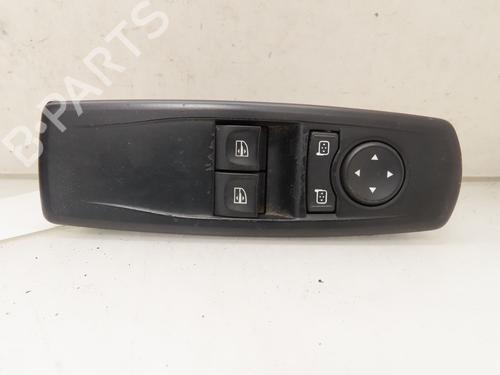 Used Left front window switch RENAULT MEGANE III Coupe (DZ0/1_) 1.5 dCi (DZ0B) (106 hp) 30953551
