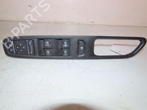 Left front window switch RENAULT CLIO IV (BH_) 0.9 TCe 90 (BHNF, BHMA, BHMH, BHJK, BHJR) | BP25982009I27 - Image 2