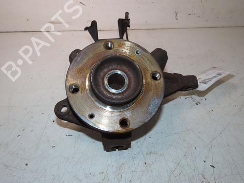 Used Left front steering knuckle PEUGEOT 206+ (2L_, 2M_) 1.4 i (2LKFWA, 2MKFWA) (75 hp) 31055242
