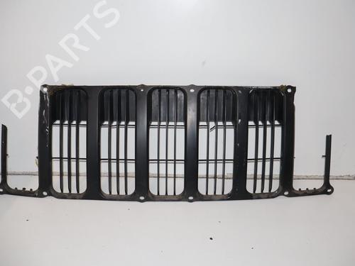 Used Grille Grille 39219260 39219260