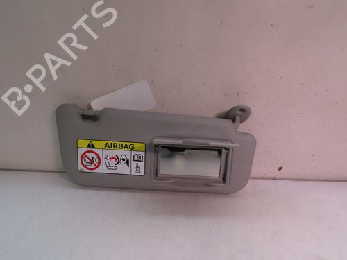 Used Right sun visor TOYOTA YARIS (_P13_) 1.5 Hybrid (NHP130_) (101 hp) 16047641