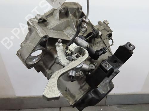 Gearkasse VW POLO IV (9N_, 9A_) 1.2 12V (64 hp) 28159439