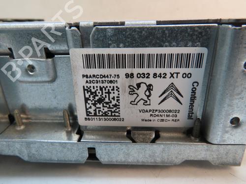 Radio CITROËN C3 Picasso (SH_) 1.6 HDI 90 (92 hp) 17316157