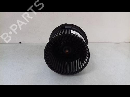 Used Heater blower motor CITROËN C3 III (SX) 1.2 VTi 82 (82 hp) 8988757
