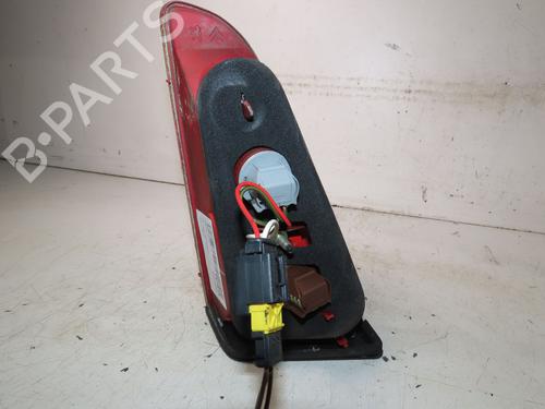 venstre-baglygte-bagklap-peugeot-607-9d-9u-2000-31078055 main image