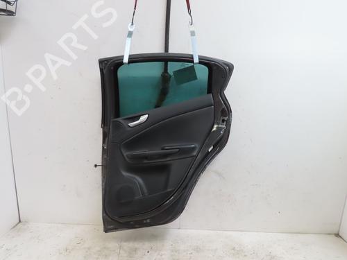 right-rear-door-alfa-romeo-giulietta-940_-2010-2011-2012-2013-2014-2015-2016-2017-2018-2019-2020-32254455 main image