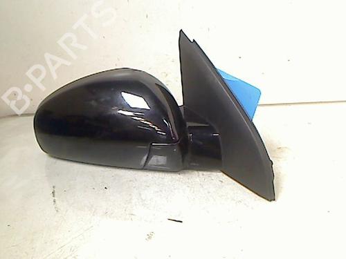 Used Right mirror Right mirror 15745502 15745502