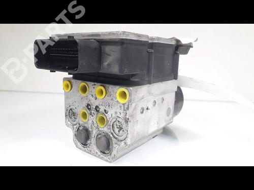 Used ABS pump OPEL VECTRA C GTS (Z02) 1.9 CDTI (F68) (100 hp) 10385785