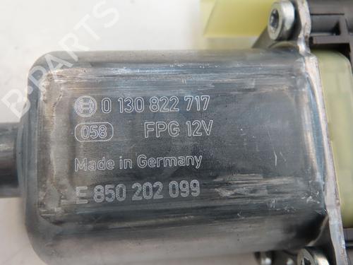 front-right-window-mechanism-audi-a3-sportback-8va-8vf-2012-2013-2014-2015-2016-2017-2018-2019-2020-2021-30605718 main image