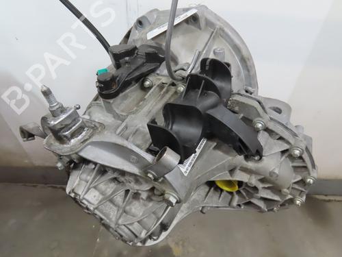 Used Gearbox Gearbox NISSAN NV300 Van (X82) 2.0 dCi 120 (120 hp) 35747981 35747981